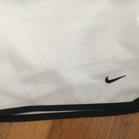 Nike Skirt/Shorts - Picture 2 of 5